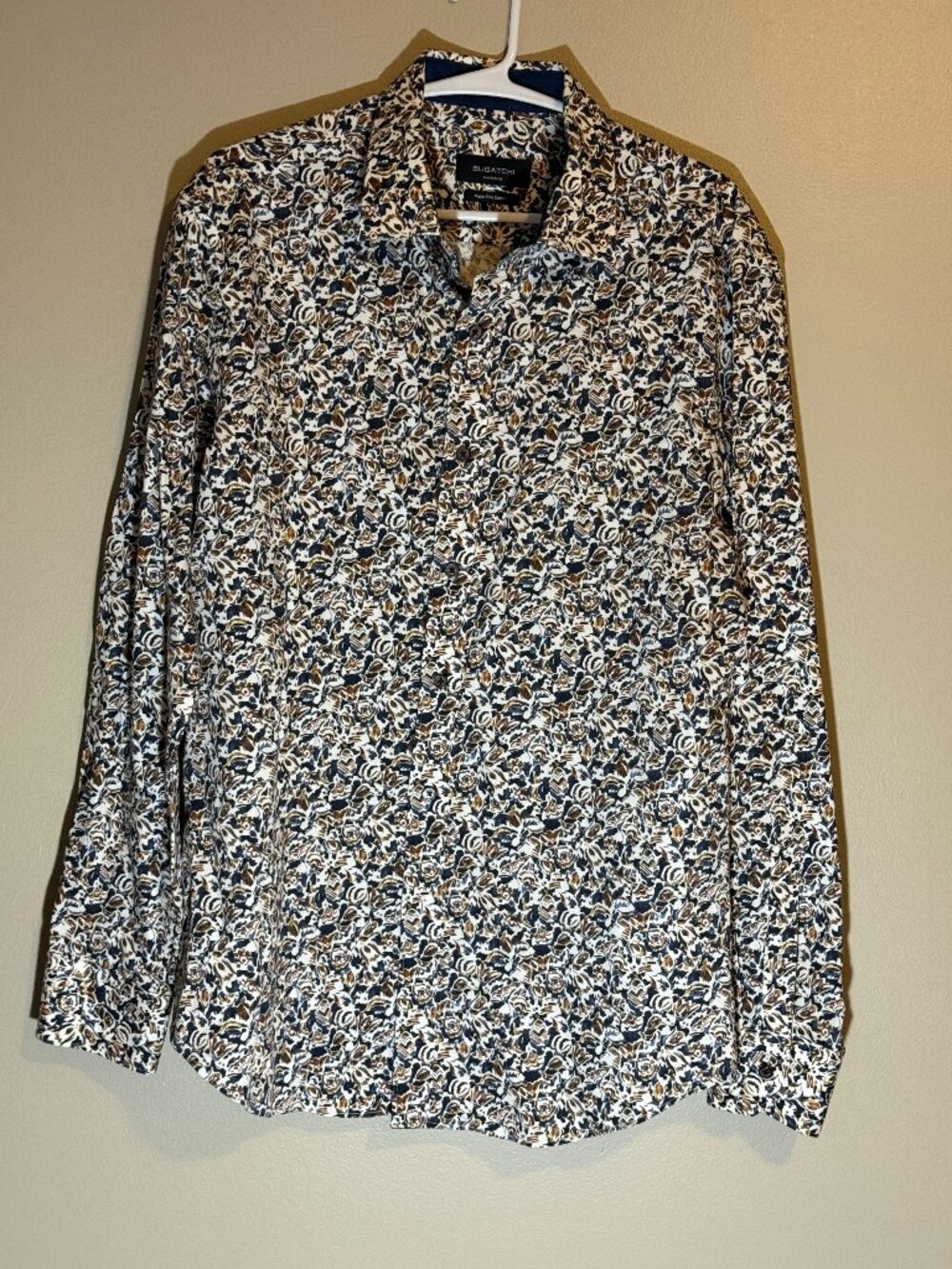 Bugatchi Shaped Fit Superior Fine Cotton Button Down Shirt Size Medium